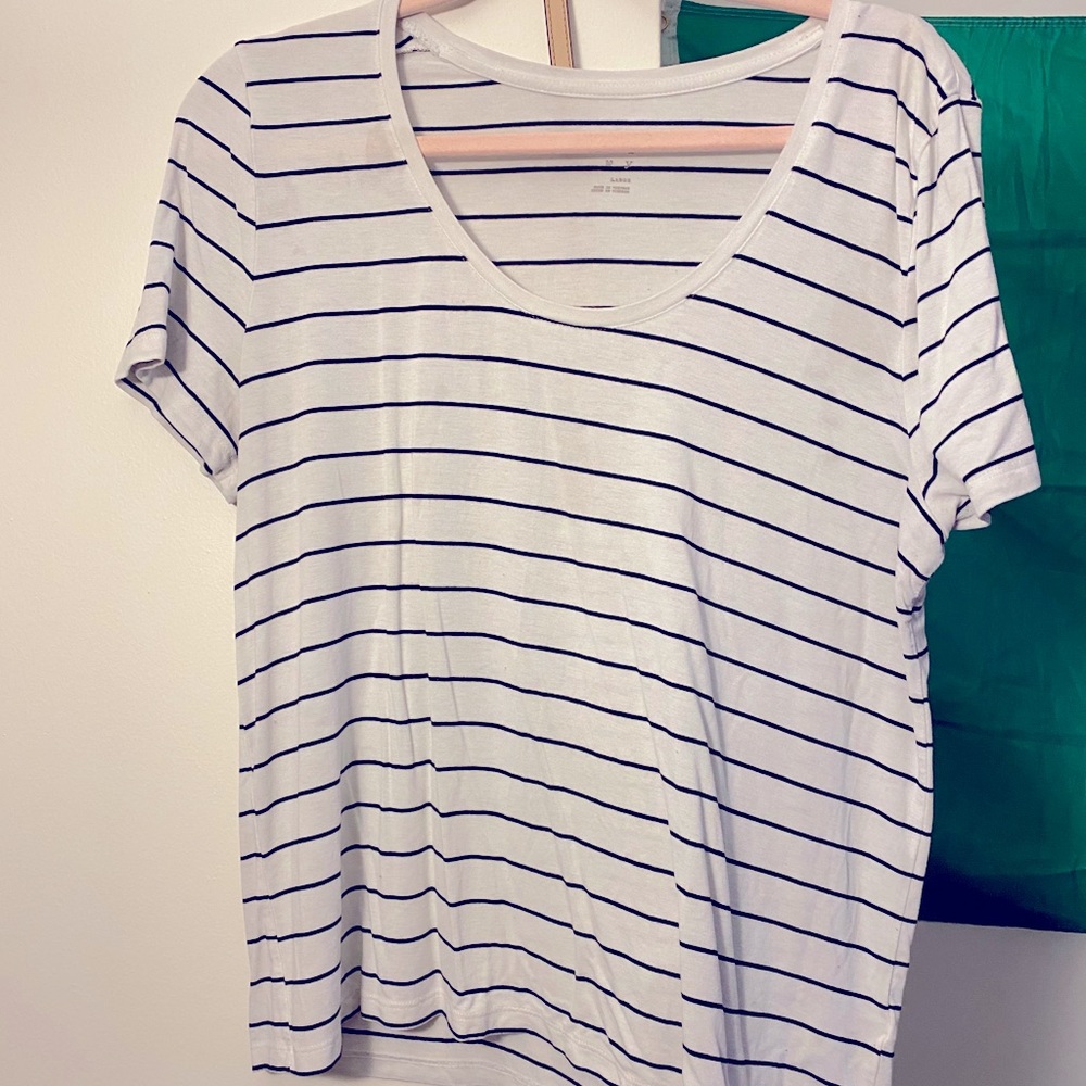 Black and white stripe flowy shirt